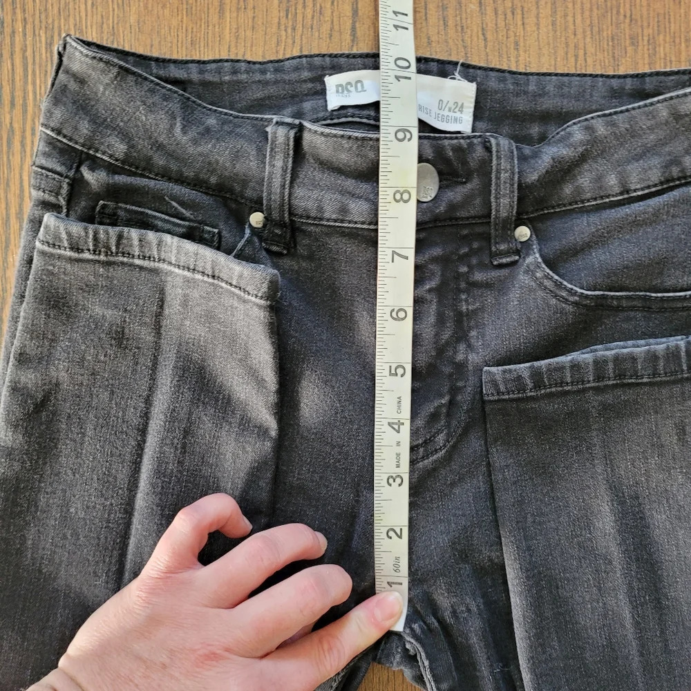 RSQ Mid-rise Destroyed Distressed Black Jegging Jeans Size Women's 0/24 - Picture 8 of 12